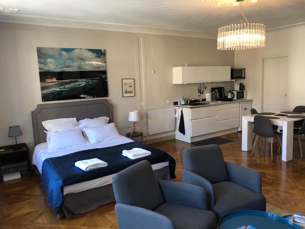 Grand Studio En Hyper Centre Apartment Quimper Luaran gambar